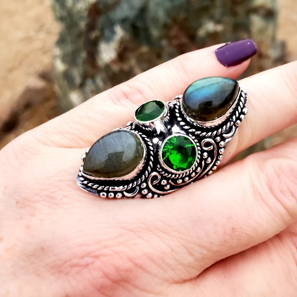 New Oversized Labradorite & Peridot 925 Silver Statement Ring. - Picture 13 of 16